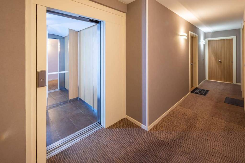 Appartement L'Excellence-8Min Aeroport-Terrasse-Parking Prive à Lingolsheim Extérieur photo